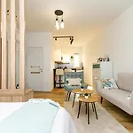 Premium Buda In A Historic Setting * Budapest