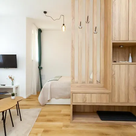 Apartment Premium Buda In A Historic Setting