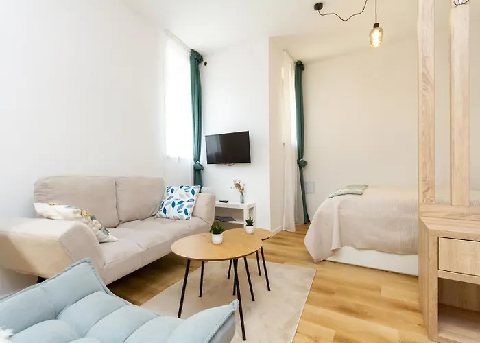 Premium Buda In A Historic Setting Budapest